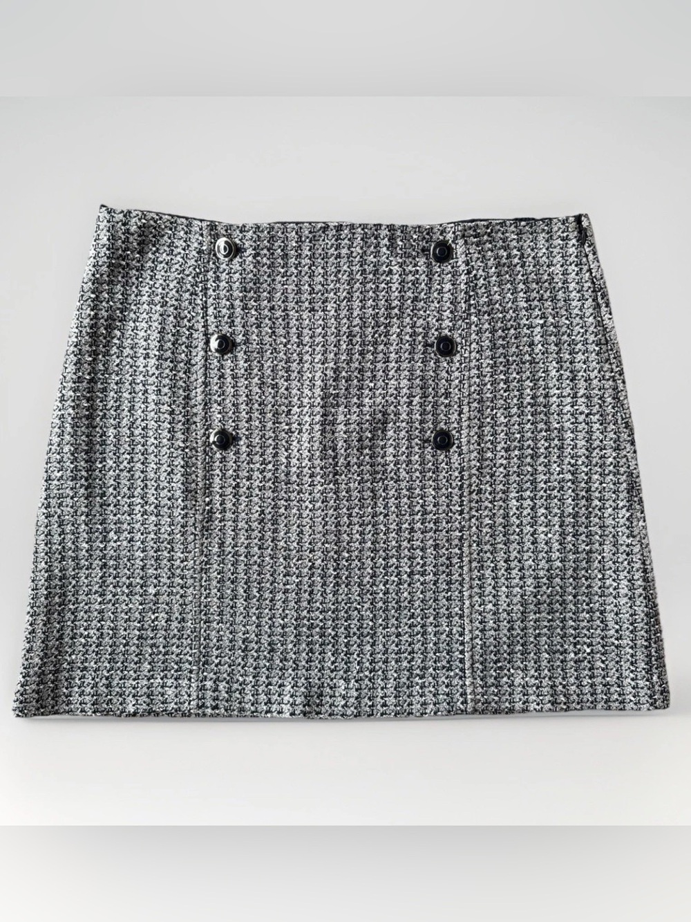 St John Knit Skirt Size 18 Gray Black Textured Button Front Lined Office